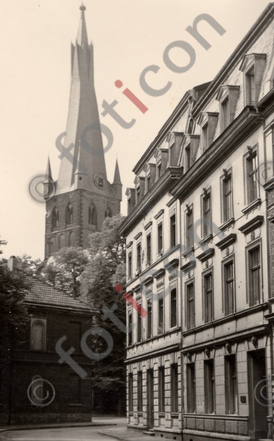St. Lambertus (foticon-duesseldorf-0011.jpg)